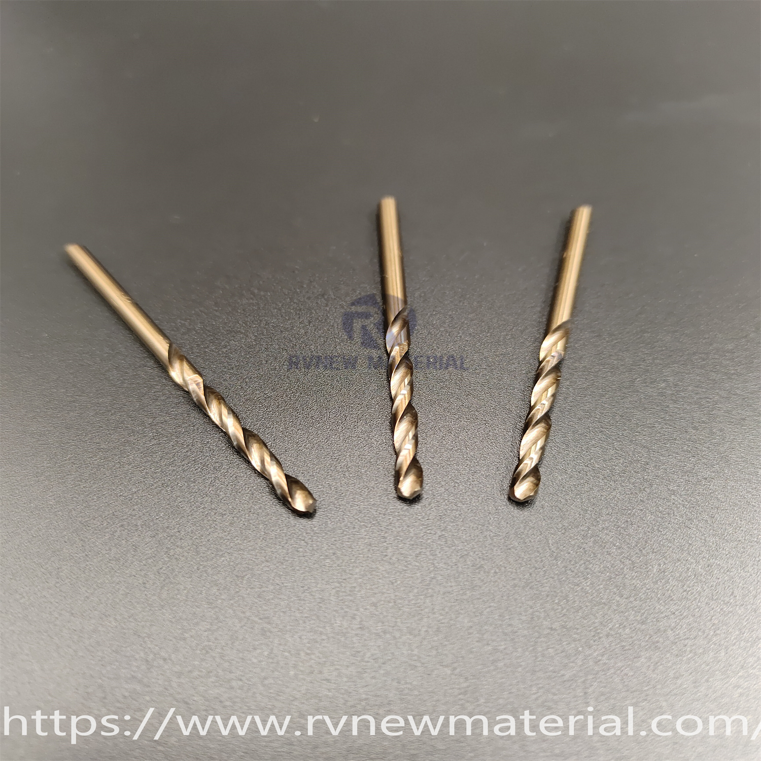 3-12mm Durable HSS Twist Drill Bit on Drilling Machine